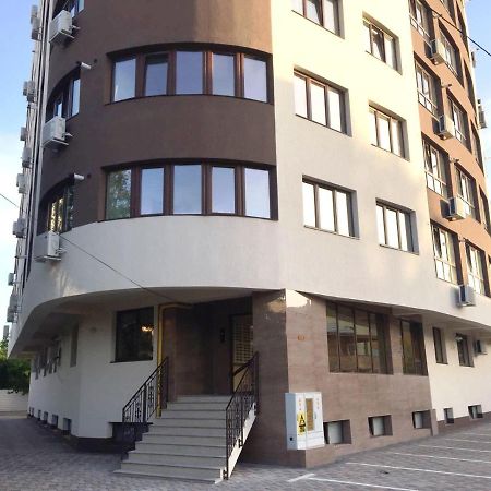 Elyse Comfortable Apartment Close To Palas Mall Яссы Экстерьер фото