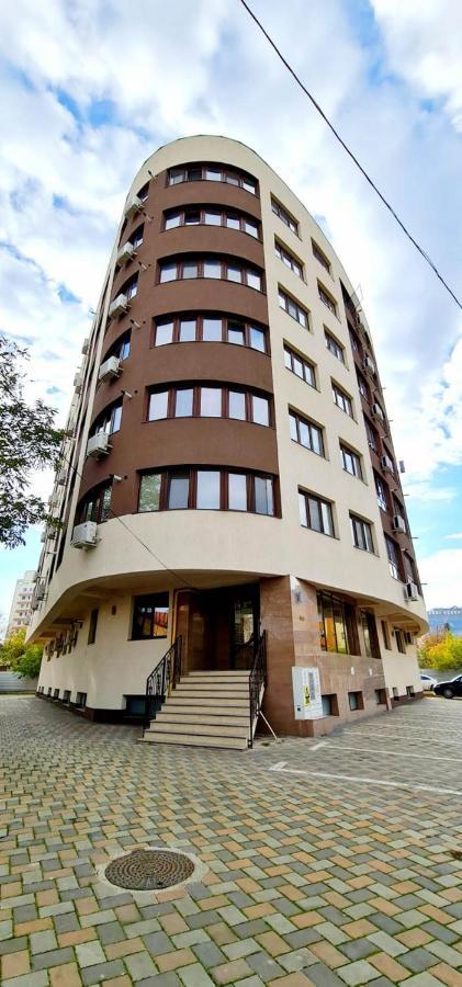 Elyse Comfortable Apartment Close To Palas Mall Яссы Экстерьер фото
