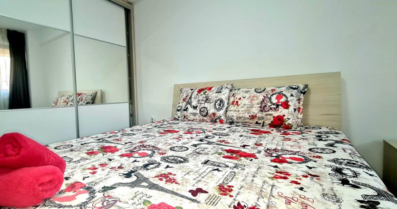 Elyse Comfortable Apartment Close To Palas Mall Яссы Экстерьер фото