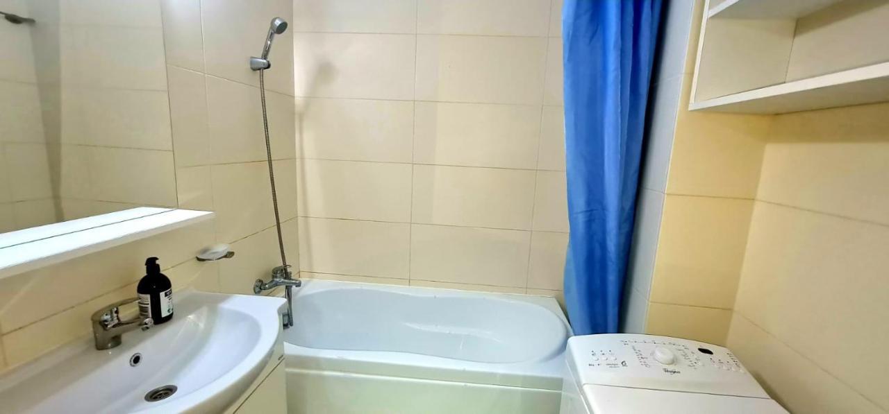 Elyse Comfortable Apartment Close To Palas Mall Яссы Экстерьер фото